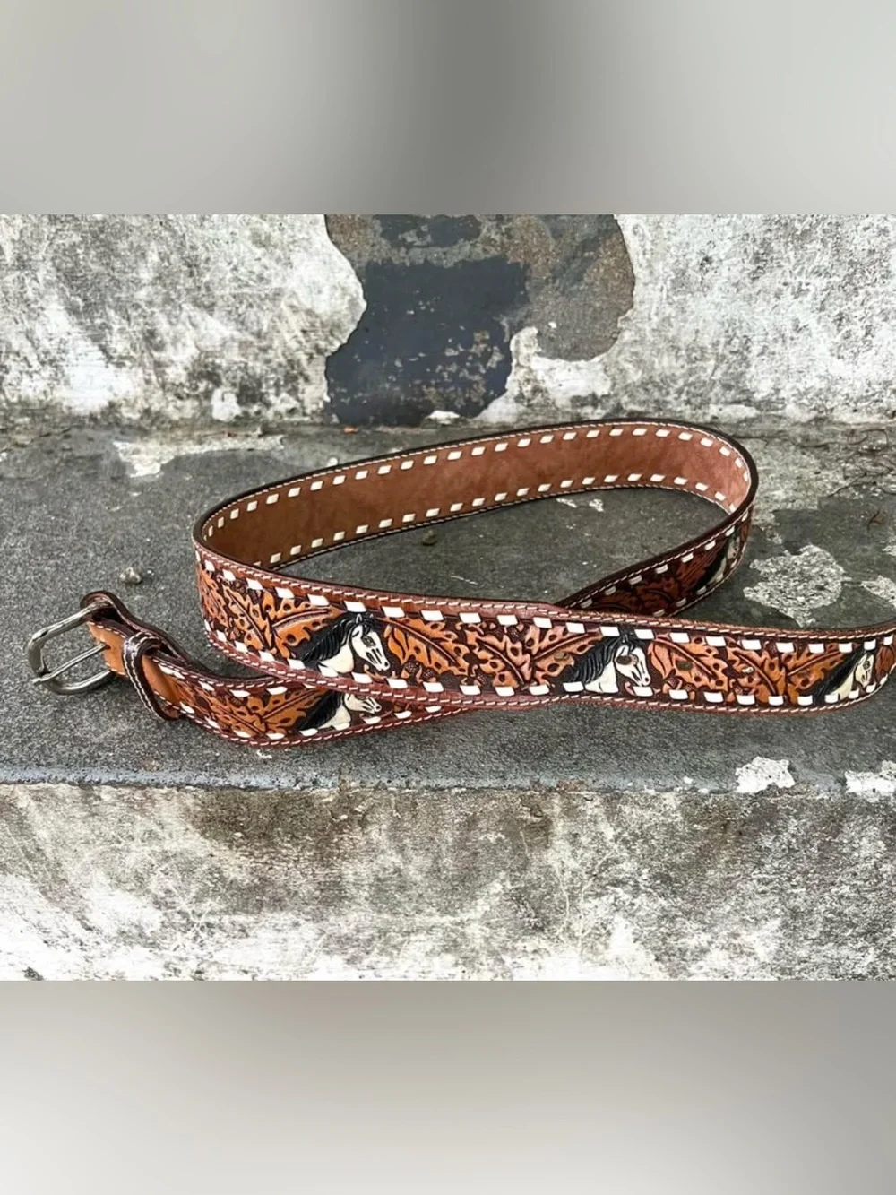 Vintage 1997 Hand Painted Tooled Leather Belt Sz 42